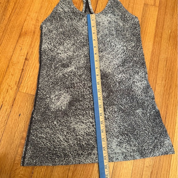 Lululemon Cool Racerback II Luon Spray Jacquard White Black unsure of side @ - Picture 6 of 12